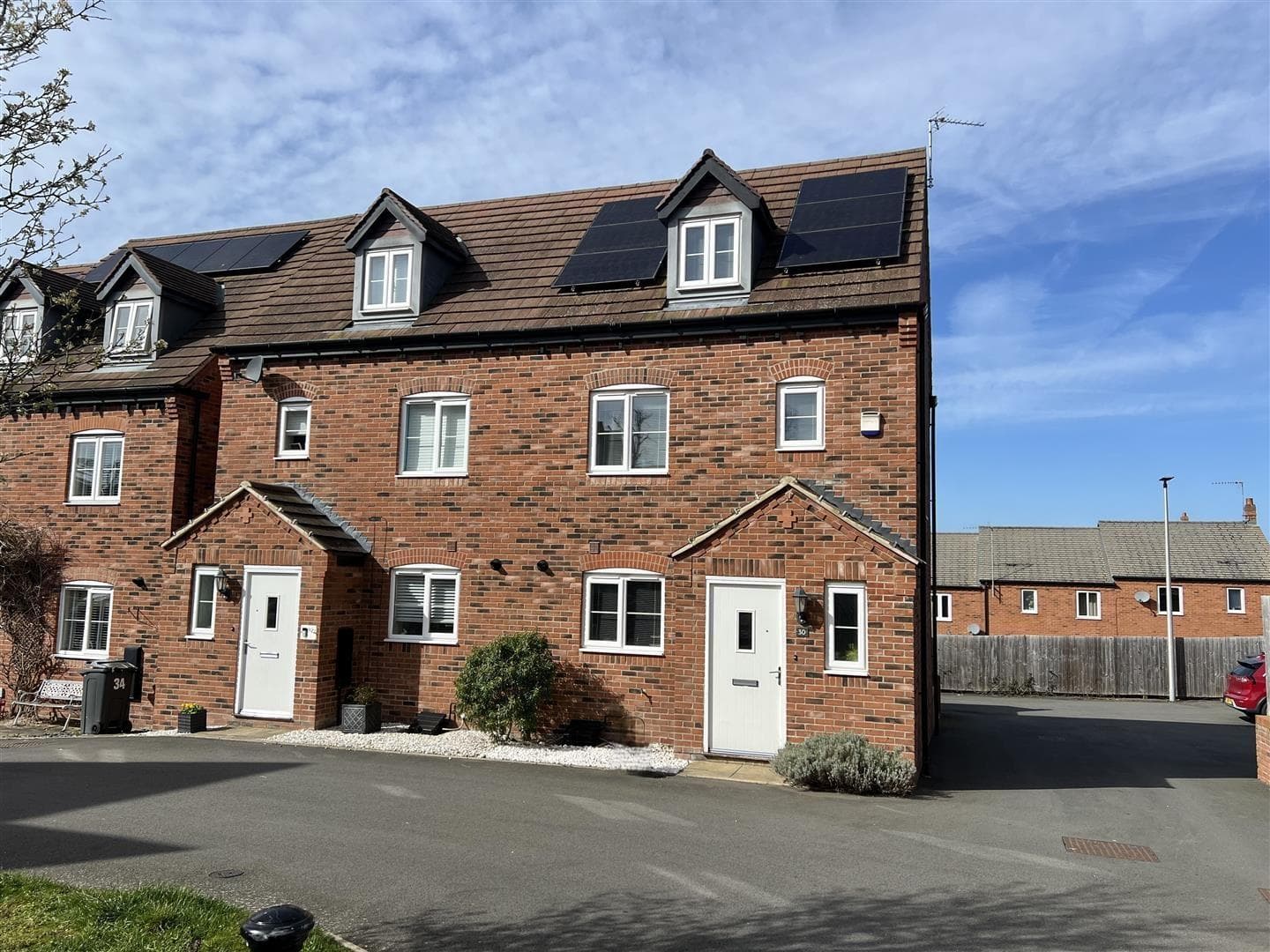 Roebuck Road, Bishopton, Stratford-Upon-Avon